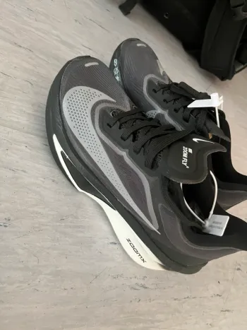 Gebrauchtes Nike Zoom Fly 6 bike