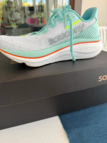 Brugt Saucony Endorphin Azura bike — billede 7 af 8