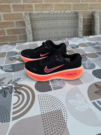 Used Nike Zoom X Vomero bike — image 2 of 4