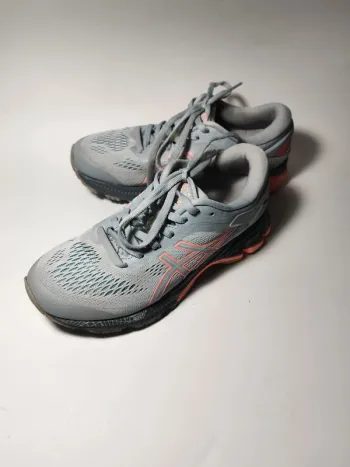 Brugt Asics Kayano 26 bike — billede 2 af 10