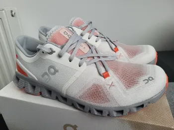 On Running Cloud X3 bike usato