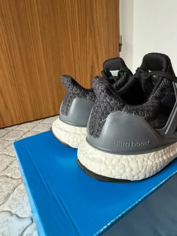 Używany Adidas UltraBoost 5.0 NASA bike — zdjęcie 12 z 15