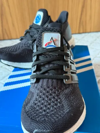 Używany Adidas UltraBoost 5.0 NASA bike — zdjęcie 4 z 15