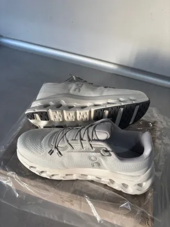 Used On Running Cloud bike — image 2 of 10