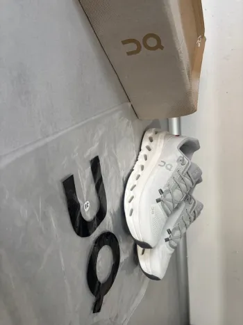Used On Running Cloud bike — image 10 of 10