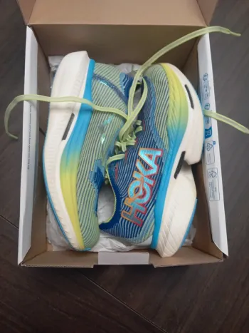 Brugt Hoka Cielo X1 bike
