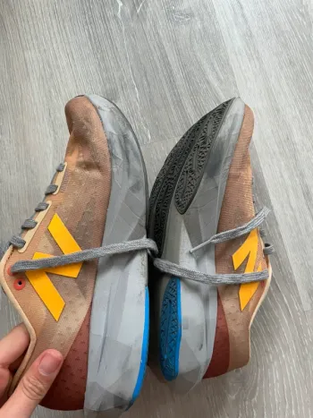 Brugt New Balance Rebel v4 bike — billede 2 af 8