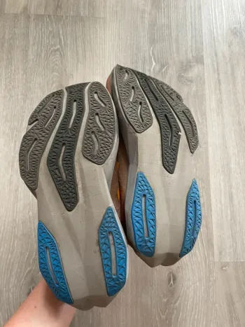 Brugt New Balance Rebel v4 bike — billede 5 af 8