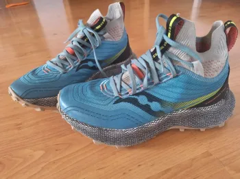Tweedehands Saucony Trailrunning Schuhe bike