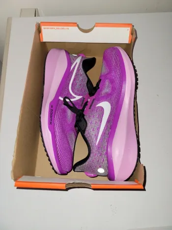 Used Nike Vomero 17 bike — image 6 of 7