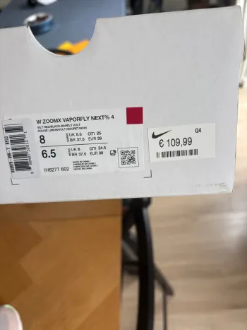Nike ZoomX Vaporfly Next% bike d'occasion — image 9 sur 9