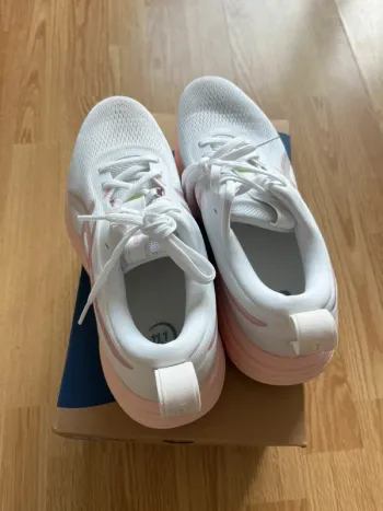 Brugt Asics Baskets bike — billede 3 af 3