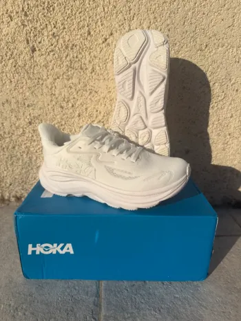 Hoka Clifton 10 bike usato