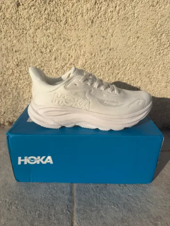 Hoka Clifton 10 bike usato — immagine 2 di 6