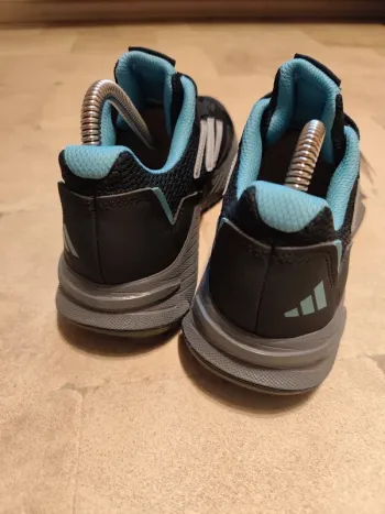 Gebrauchtes Adidas Schuhe 39 1/3 bike — Bild 3 von 7