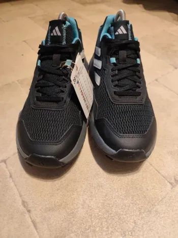 Gebrauchtes Adidas Schuhe 39 1/3 bike — Bild 2 von 7