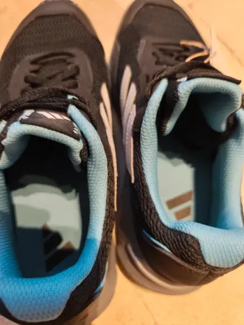 Gebrauchtes Adidas Schuhe 39 1/3 bike — Bild 5 von 7