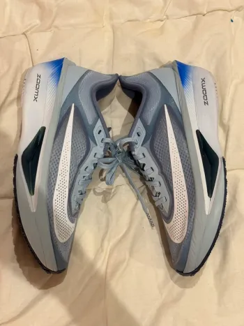 Käytetty Nike Zoom Fly 6 bike