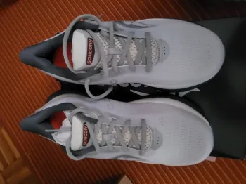 Gebrauchtes Saucony Triumph 23 bike — Bild 2 von 5