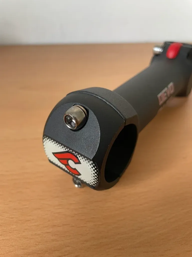 Brugt Cinelli DEVO Stem 130mm Matte Black () - NOS Brand New 2007 bike — billede 3 af 12