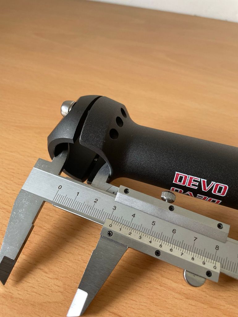 Brugt Cinelli DEVO Stem 130mm Matte Black () - New (Minor Storage Mark) 2007 bike — billede 8 af 11