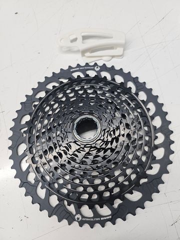 Sram XG-1295 bike usato — immagine 1 di 4