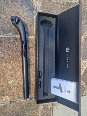 Used Black Inc Seatpost 27, 2 and 25mm offset bike