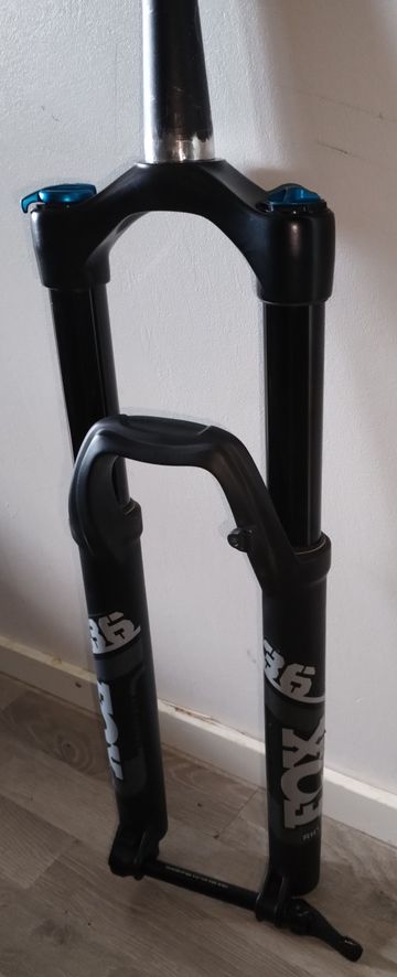 Used Fox 36 Fork 2024 bike — image 4 of 4