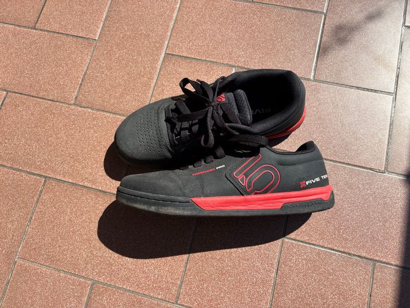 Used Five Ten Shoes Cycling Shoes