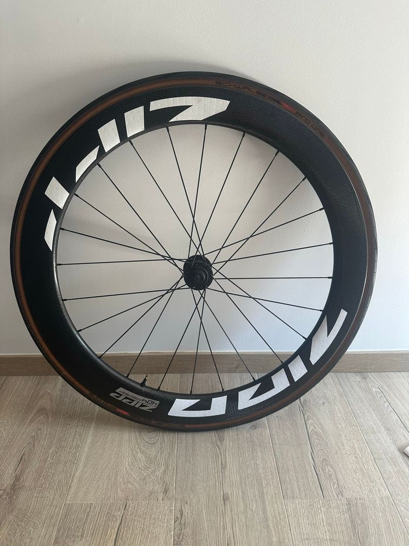 Used Zipp 404 2022 bike — image 2 of 5