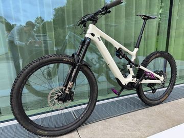 Tweedehands Specialized Levo SL 2 Expert Carbon 2023 bike — afbeelding 2 van 33
