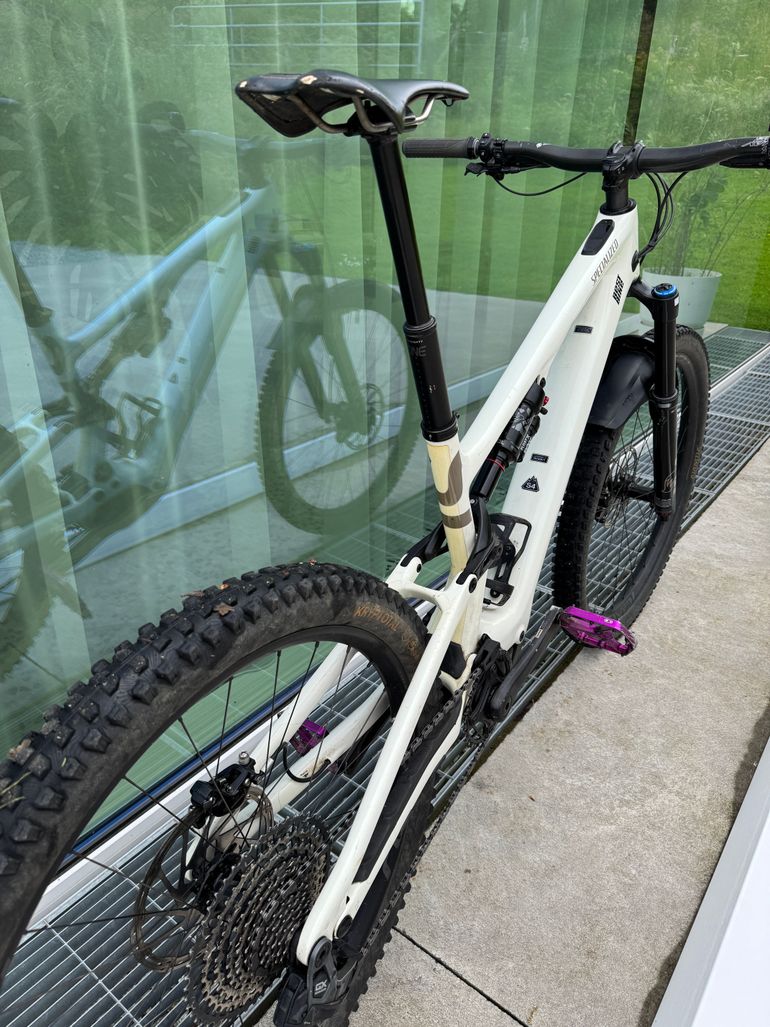 Brugt Specialized Levo SL 2 Expert Carbon 2023 bike — billede 18 af 33
