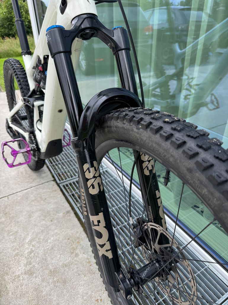 Brugt Specialized Levo SL 2 Expert Carbon 2023 bike — billede 23 af 33