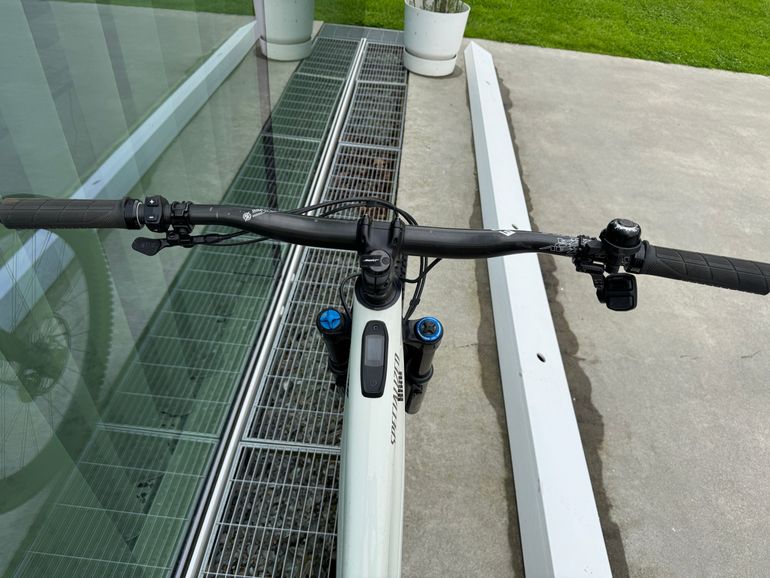 Brugt Specialized Levo SL 2 Expert Carbon 2023 bike — billede 20 af 33