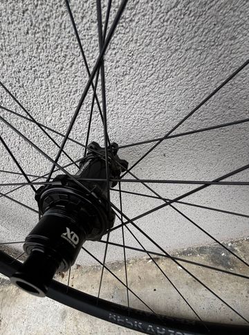 Tweedehands Newmen Beskar 30 Light 2026 bike — afbeelding 3 van 9