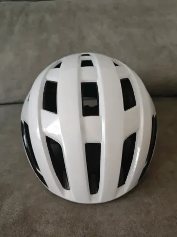 Used MET Vinci Mips bike — image 2 of 4