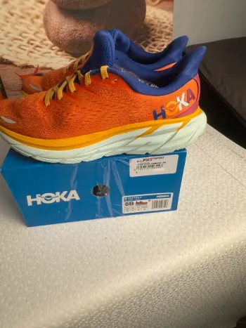 Hoka Clifton 8 bike de segunda mano