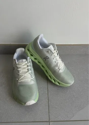 Gebrauchtes On Running Cloudmonster 2 bike — Bild 3 von 4