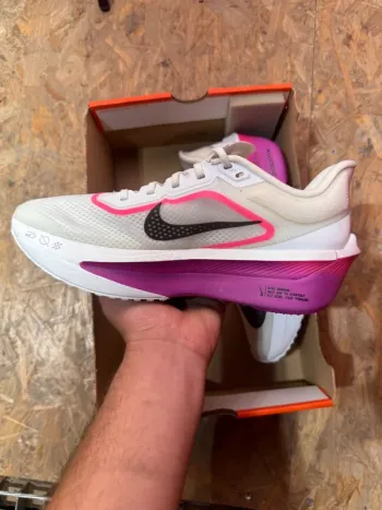 Gebrauchtes Nike Zoom Fly 6 bike — Bild 4 von 9
