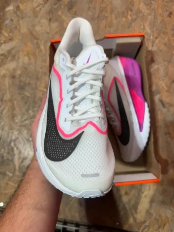 Gebrauchtes Nike Zoom Fly 6 bike — Bild 3 von 9