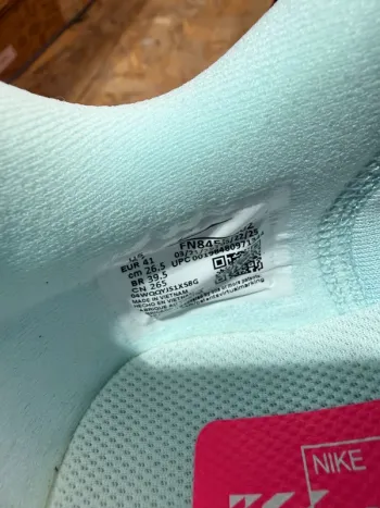 Used Nike Zoom Fly 6 bike — image 8 of 9