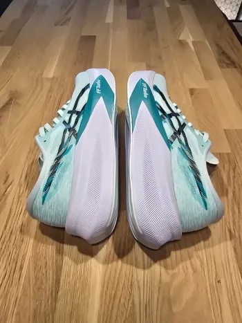 Used Asics Magic Speed 4 bike — image 6 of 11