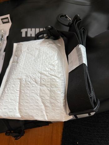 Thule Shield Pannier bike d'occasion — image 3 sur 4