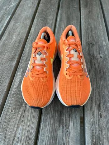 Used Orange Zoom Fly 5 bike — image 2 of 12