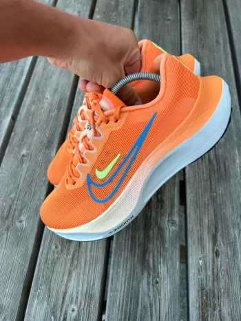 Used Orange Zoom Fly 5 bike — image 5 of 12