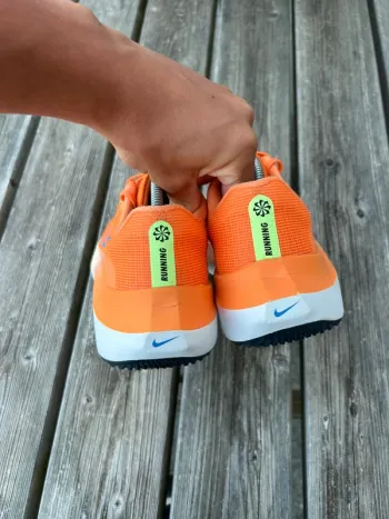 Used Orange Zoom Fly 5 bike — image 4 of 12