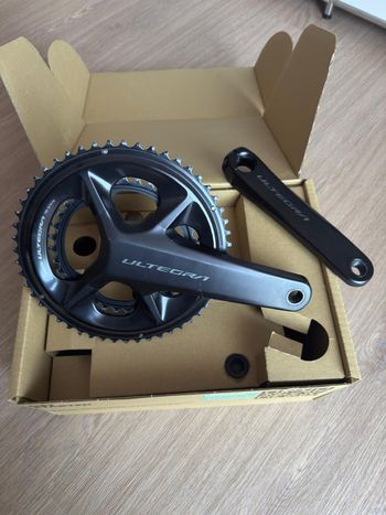 Używany Shimano Ultegra FC-R8100 Crankset bike