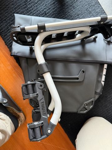 Used Thule Tour Rack TH100090 Cycling Accessories