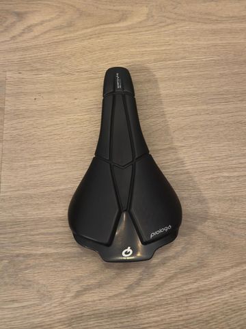 Used Prologo Scratch M5 Saddle Saddles & Seatposts