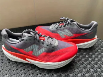 New Balance FuelCell Rebel v5 bike de segunda mano — imagen 2 de 2